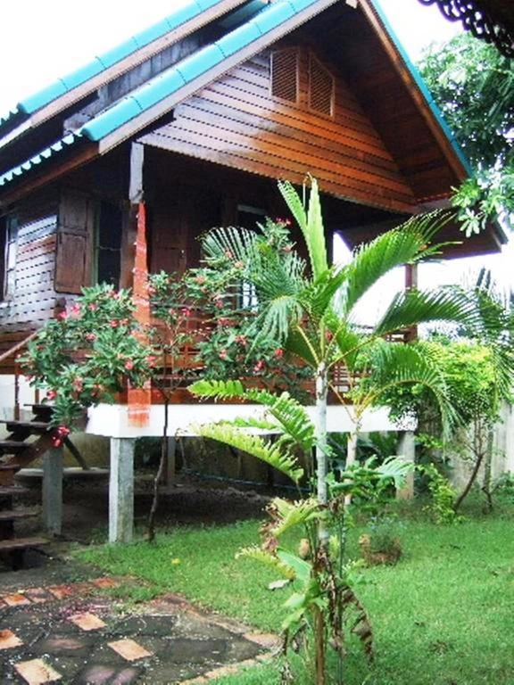 Tr Guesthouse Сукотаи Экстерьер фото
