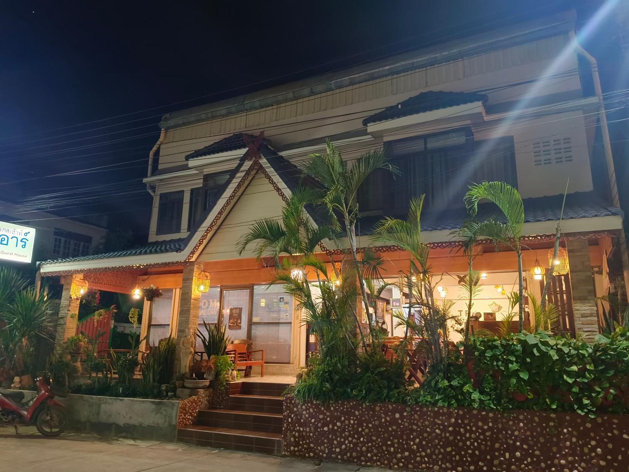 Tr Guesthouse Сукотаи Экстерьер фото
