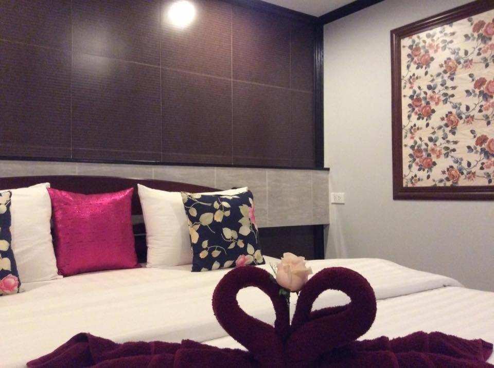 Tr Guesthouse Сукотаи Экстерьер фото