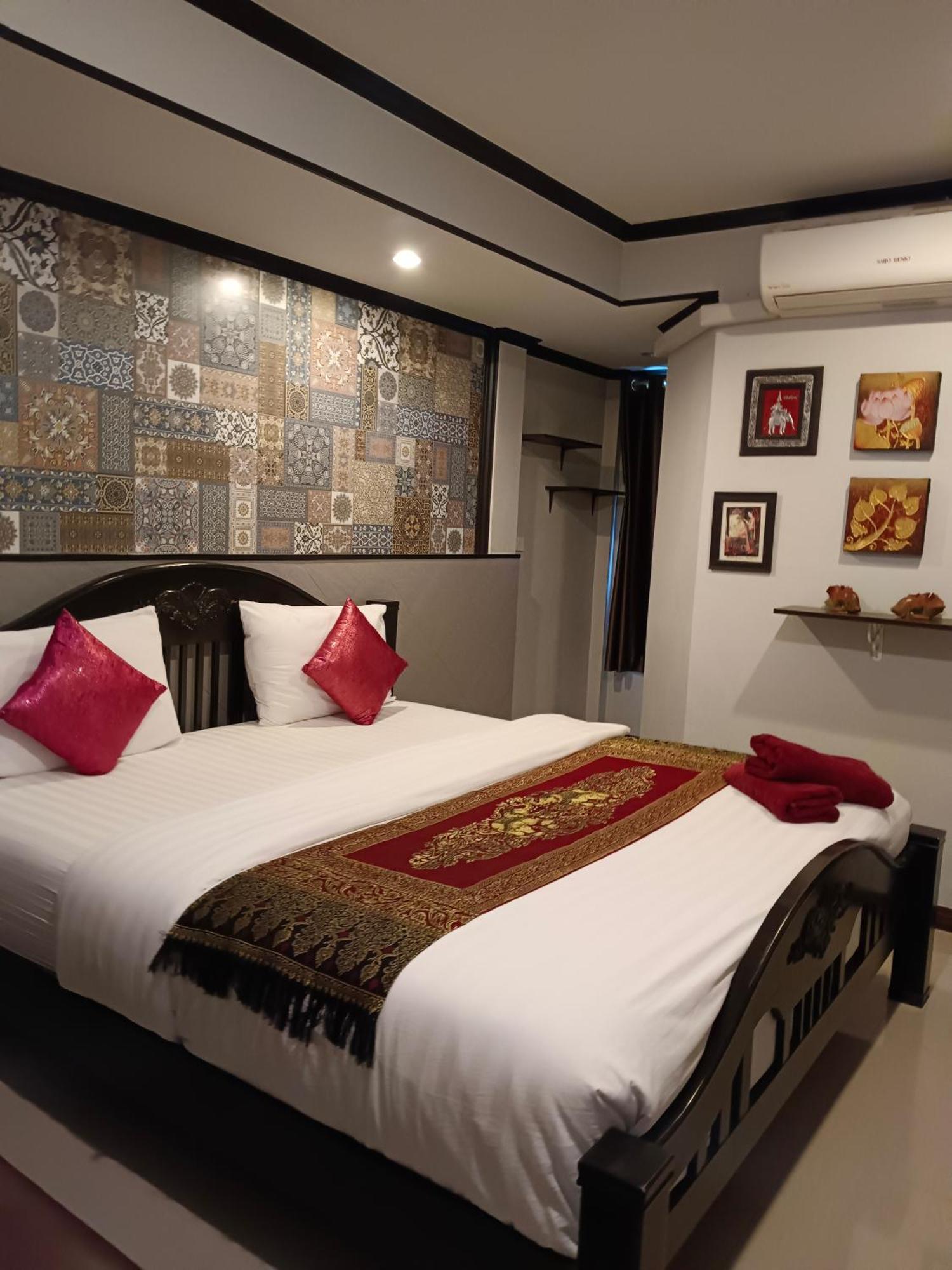 Tr Guesthouse Сукотаи Экстерьер фото